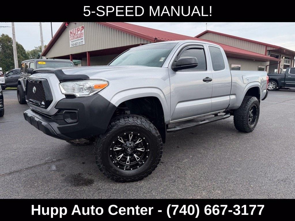 Toyota Tacoma SR5 Access Cab 6' Bed I4 4x4 AT (Natl) 2017