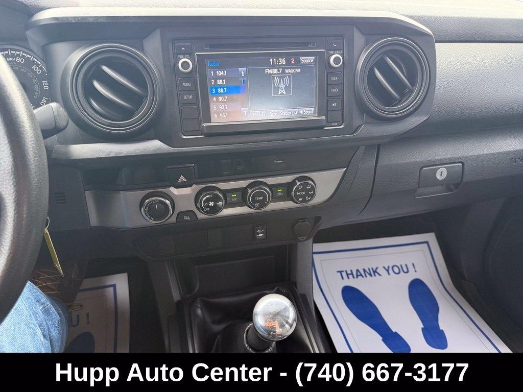 Toyota Tacoma SR5 Access Cab 6' Bed I4 4x4 AT (Natl) 2017