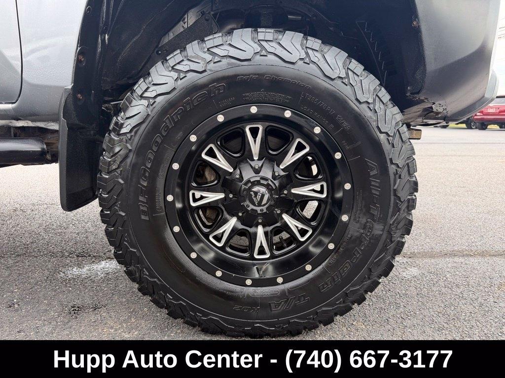 Toyota Tacoma SR5 Access Cab 6' Bed I4 4x4 AT (Natl) 2017