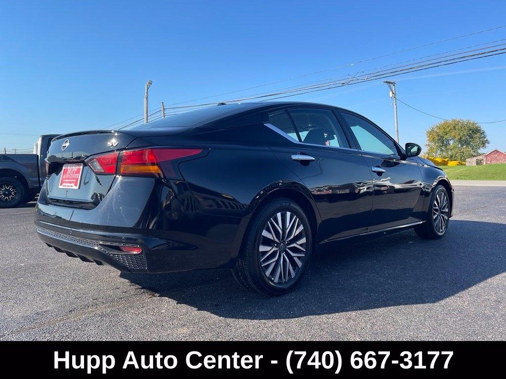 Nissan Altima 2.5 SV Sedan 2024