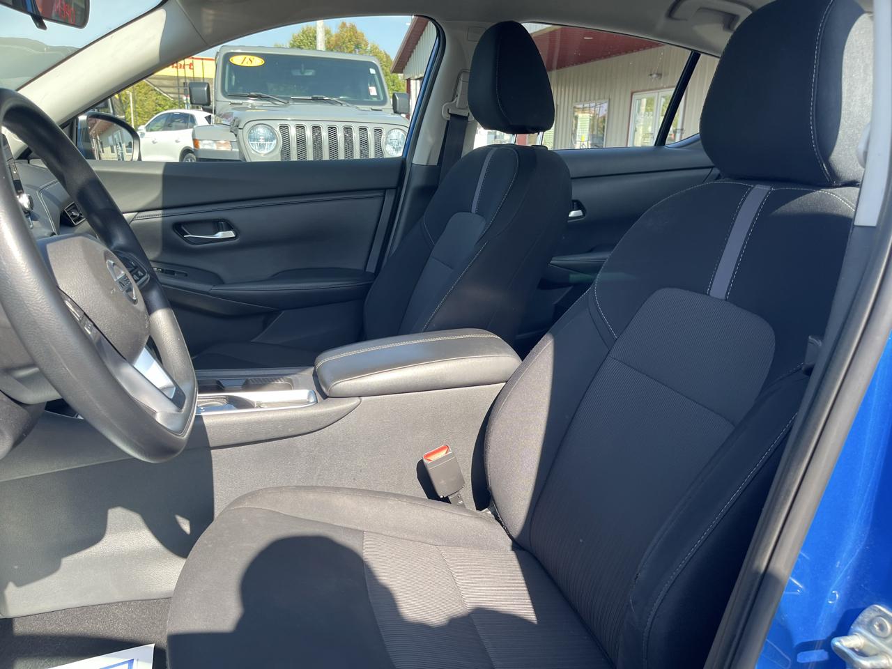 Nissan Sentra SV CVT 2023
