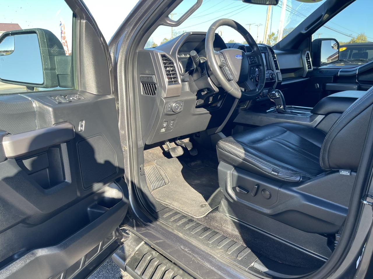 Ford F-150 4WD SuperCrew 145" XLT 2020