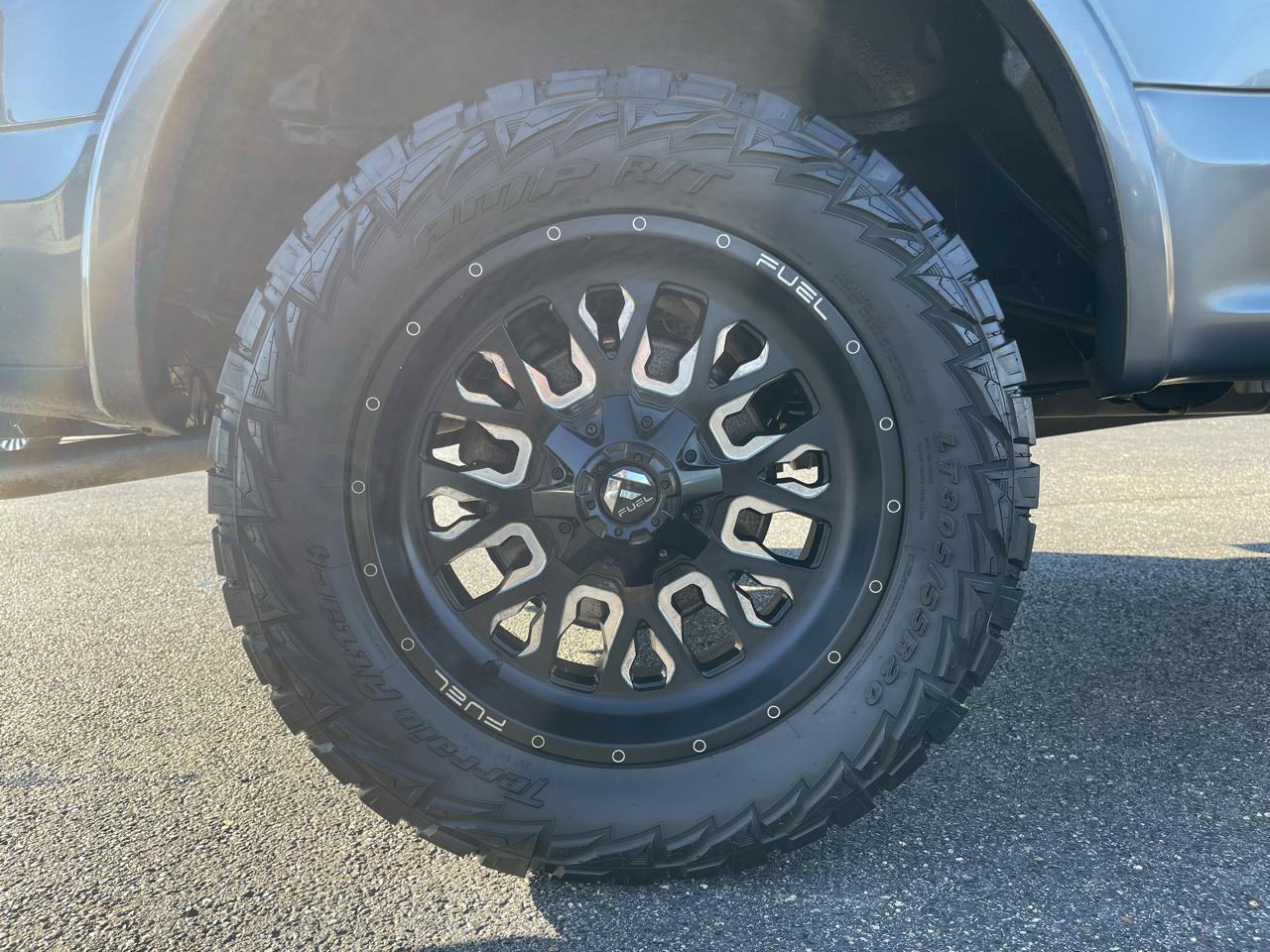 Ford F-150 4WD SuperCrew 145" XLT 2020