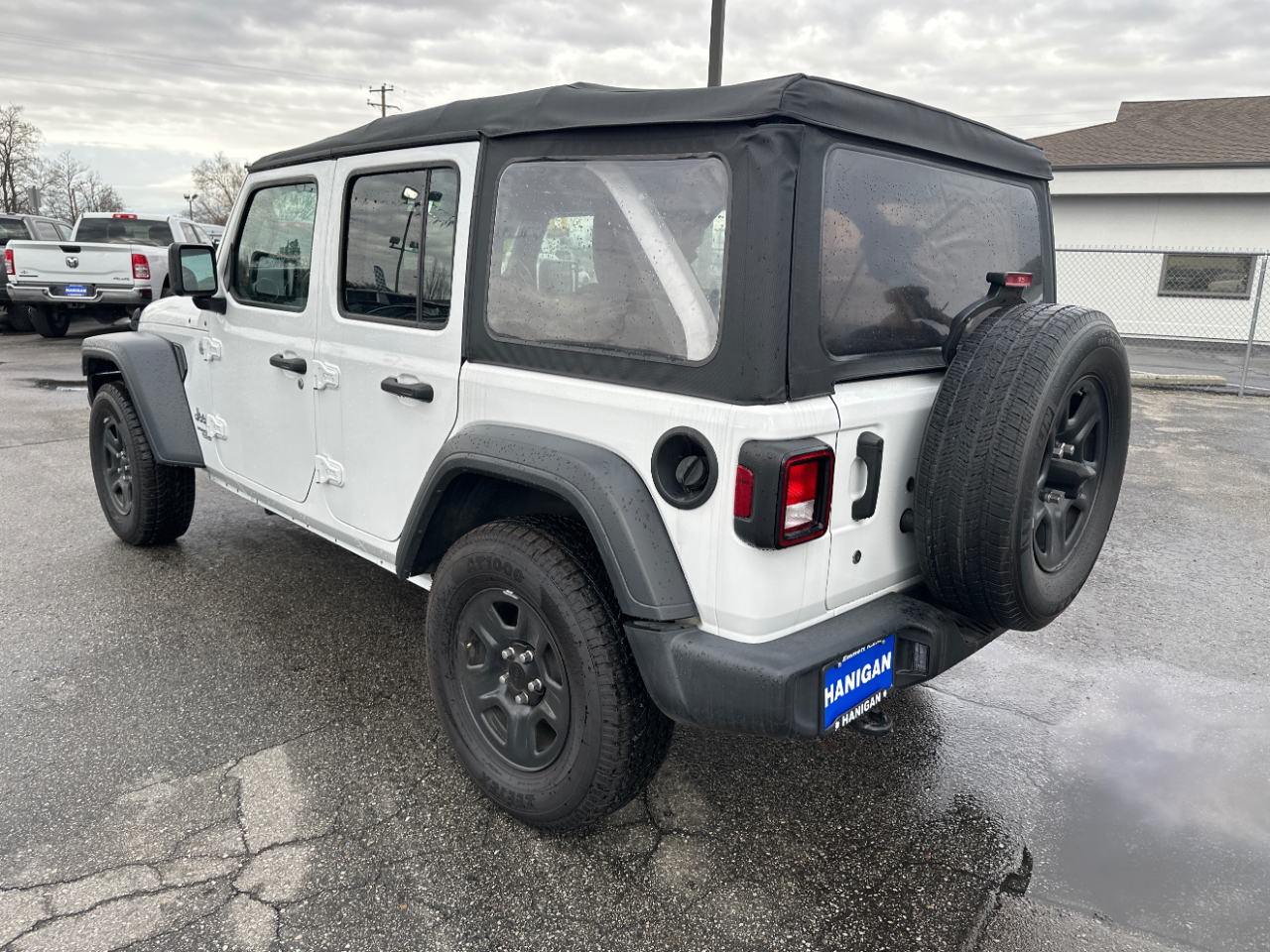 Jeep Wrangler Unlimited Sport 2018