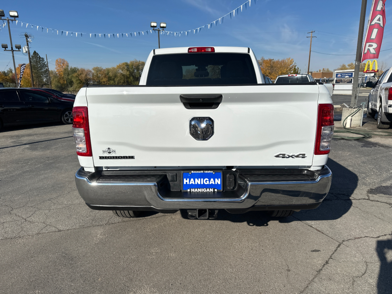 RAM 2500 Big Horn 4x4 Crew Cab 6'4" Box 2024 RAM 2500 Big Horn 4x4 Crew Cab 6'4" Box 2024