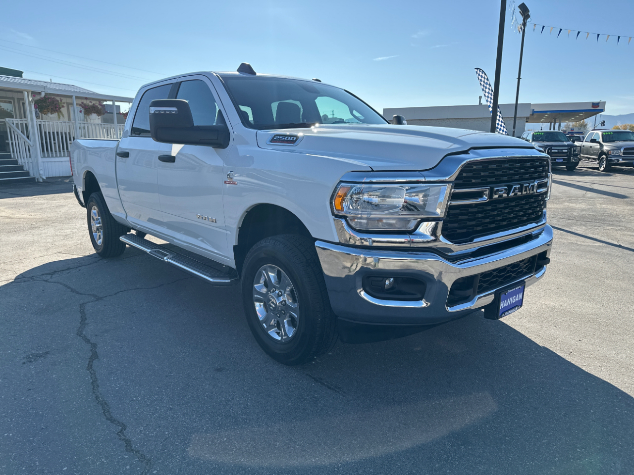 RAM 2500 Big Horn 4x4 Crew Cab 6'4" Box 2024 RAM 2500 Big Horn 4x4 Crew Cab 6'4" Box 2024