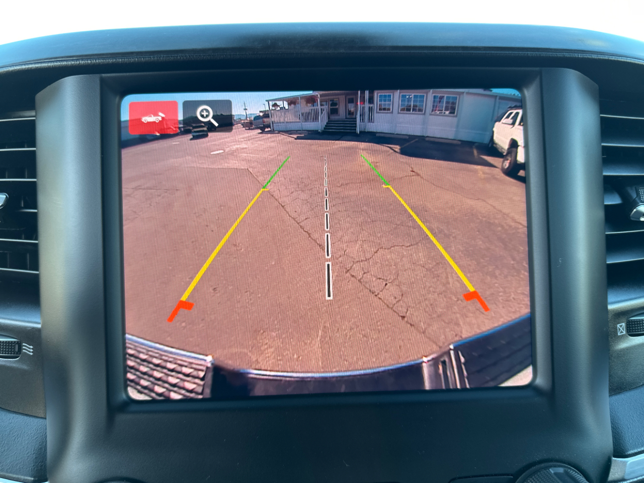 RAM 2500 Big Horn 4x4 Crew Cab 6'4" Box 2024 RAM 2500 Big Horn 4x4 Crew Cab 6'4" Box 2024