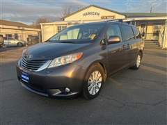 2011 Toyota Sienna 