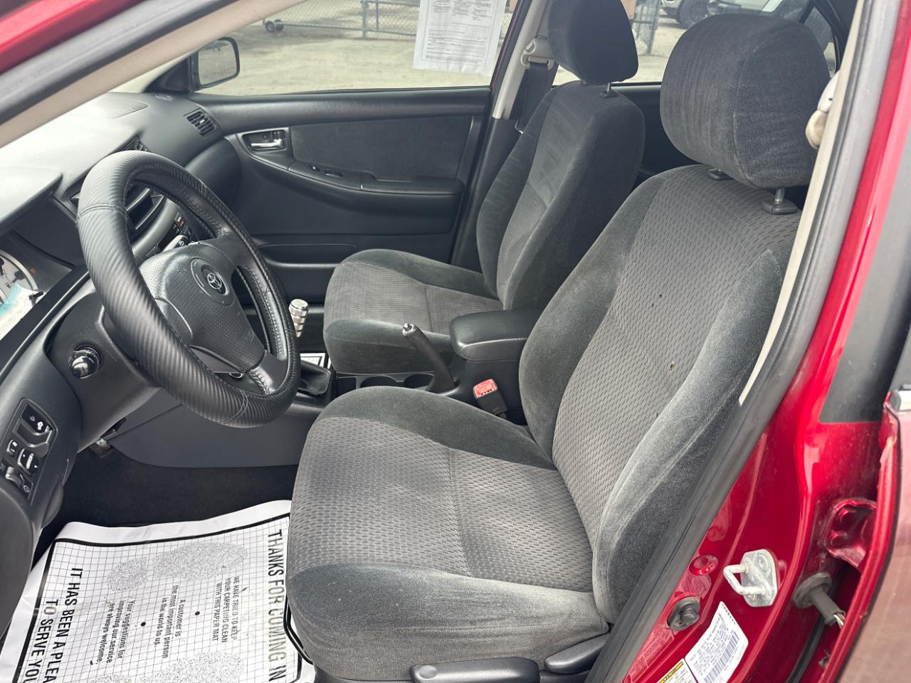 Toyota Corolla CE 2005