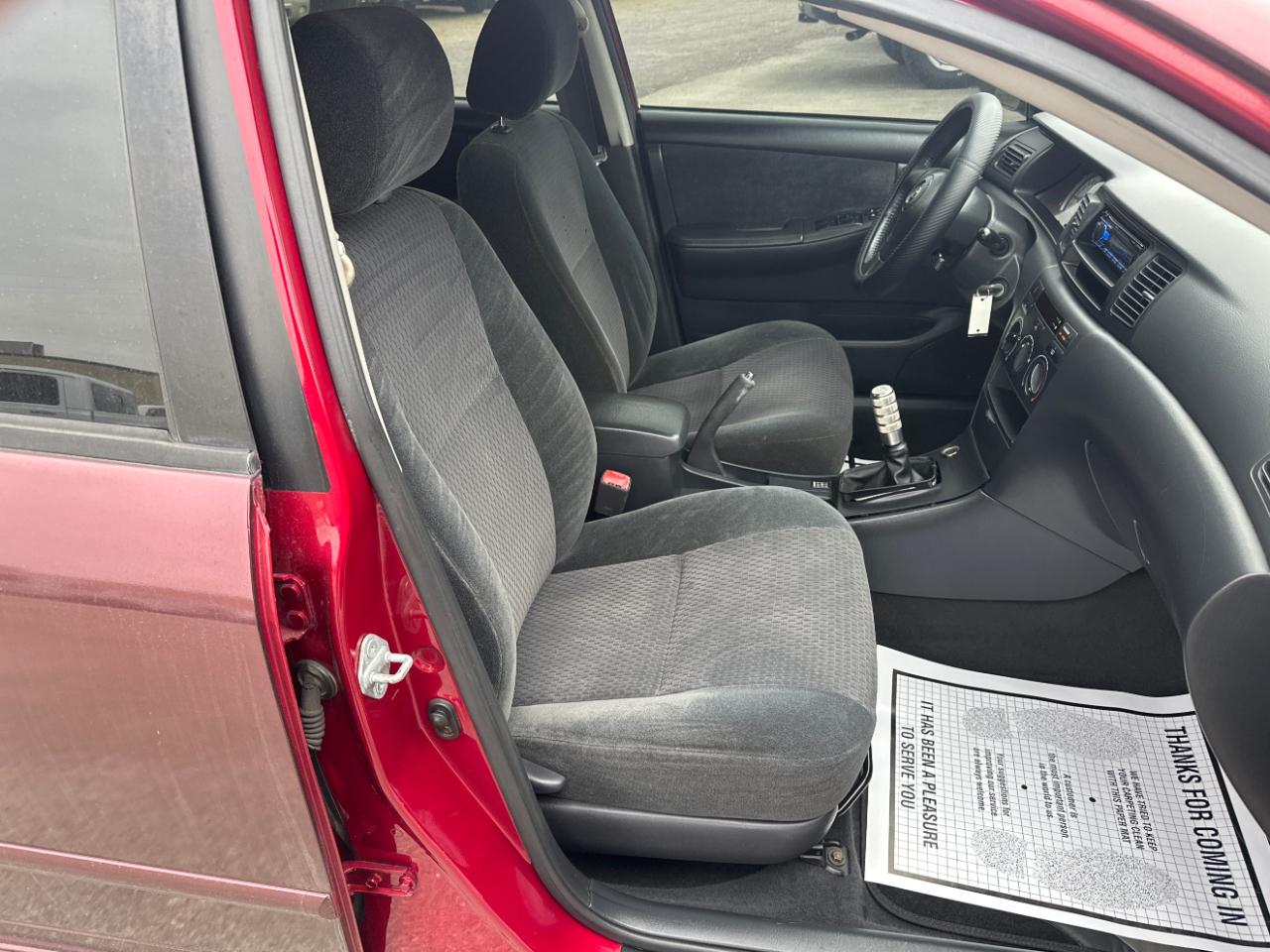 Toyota Corolla CE 2005