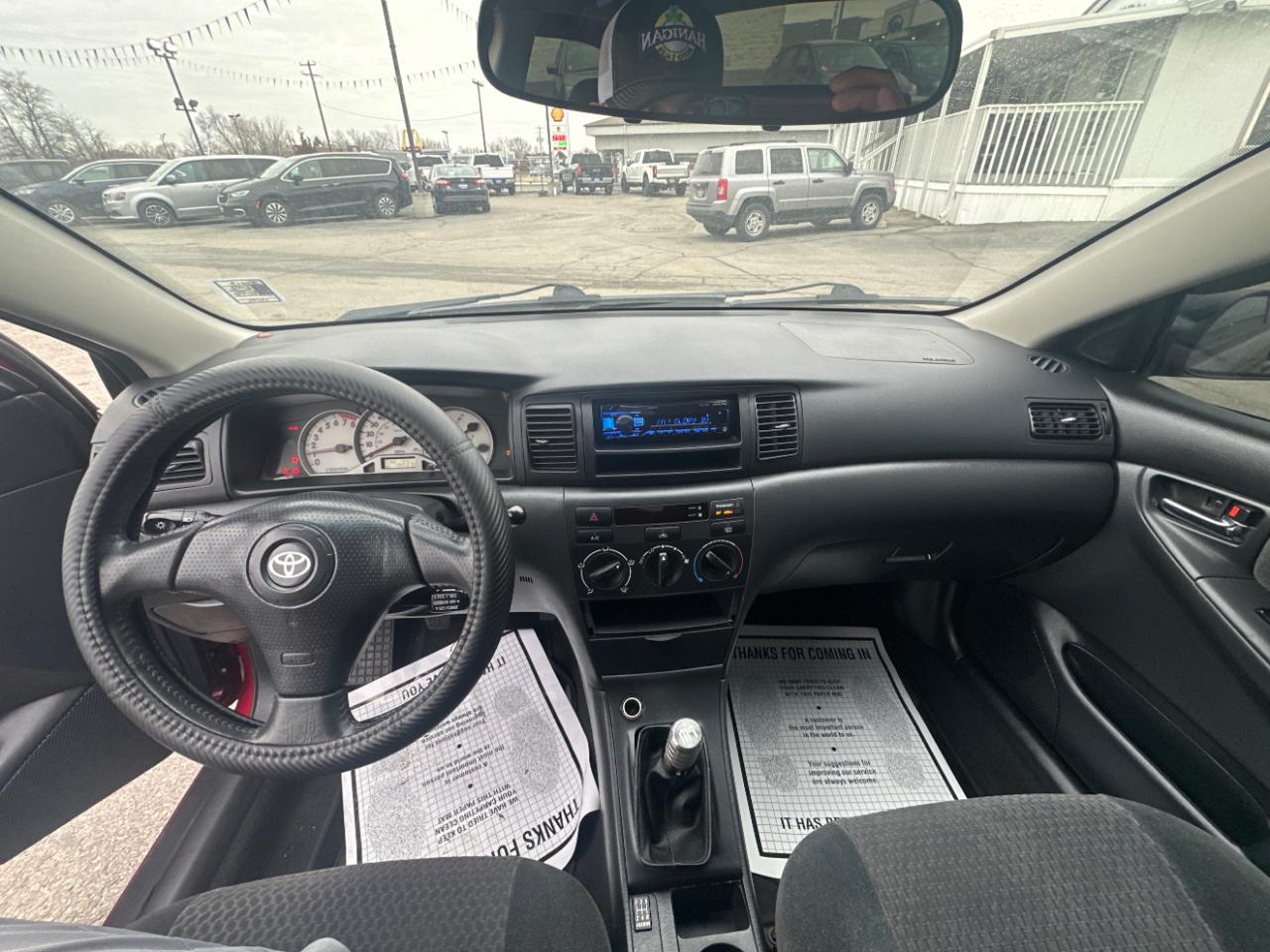 Toyota Corolla CE 2005