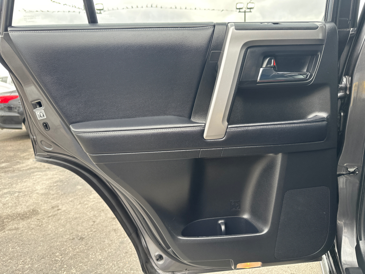 Toyota 4Runner SR5 4WD 2019