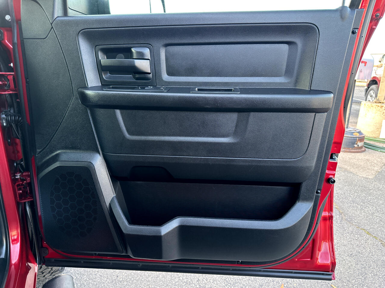 RAM 1500 Tradesman Crew Cab SWB 4WD 2015