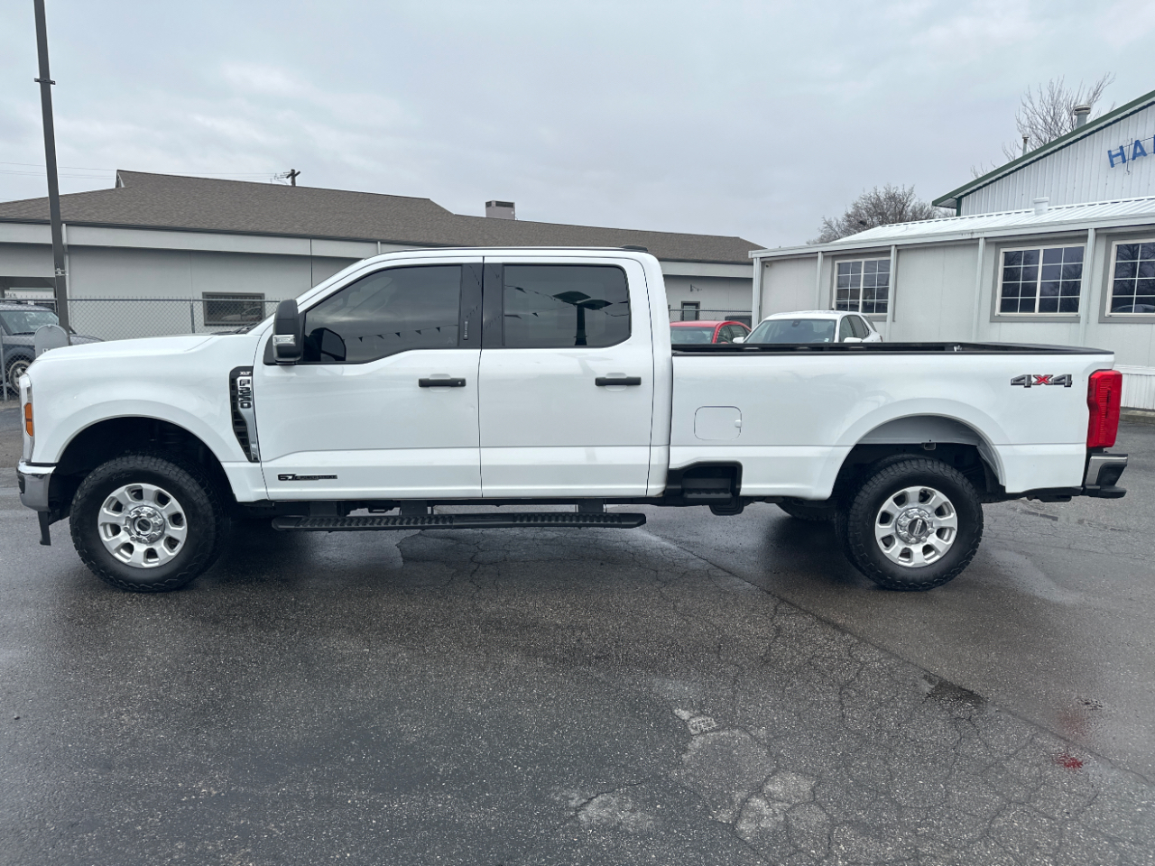 Ford F-250 SD XL Crew Cab 4WD 2024