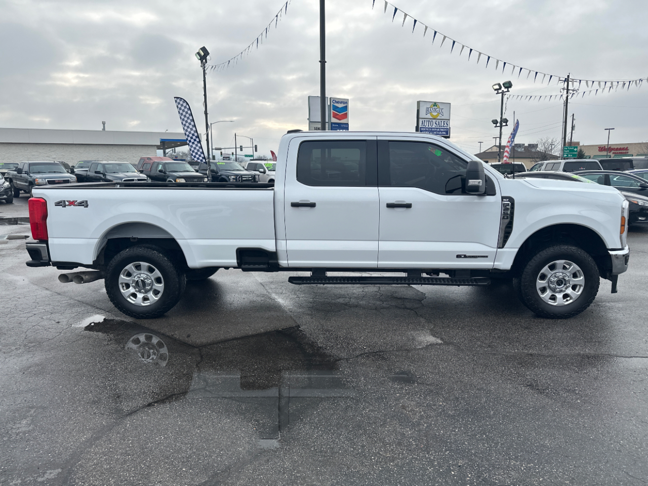 Ford F-250 SD XL Crew Cab 4WD 2024
