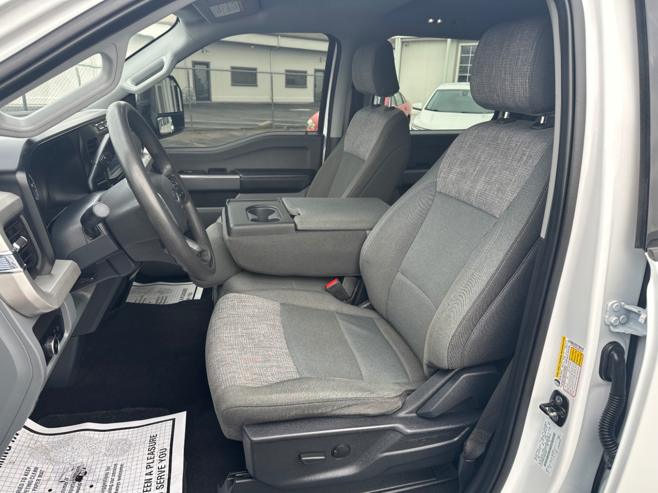 Ford F-250 SD XL Crew Cab 4WD 2024