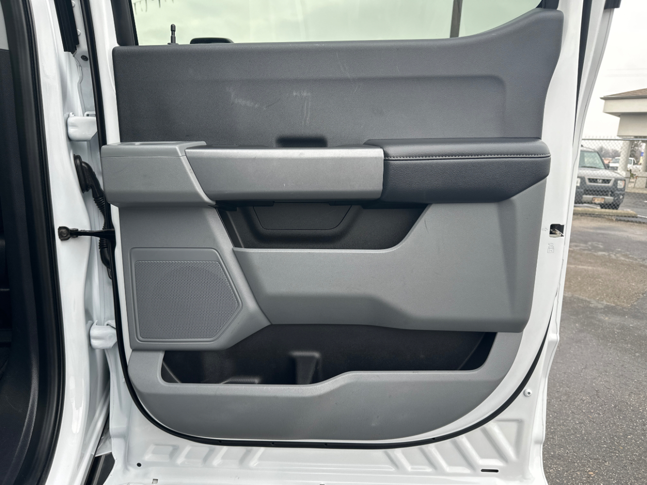 Ford F-250 SD XL Crew Cab 4WD 2024