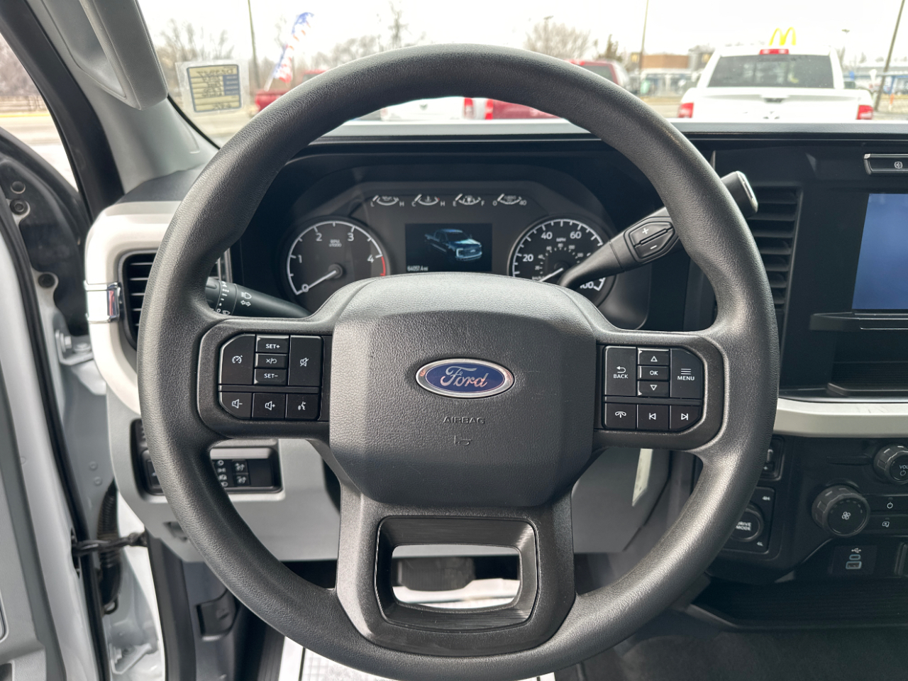 Ford F-250 SD XL Crew Cab 4WD 2024