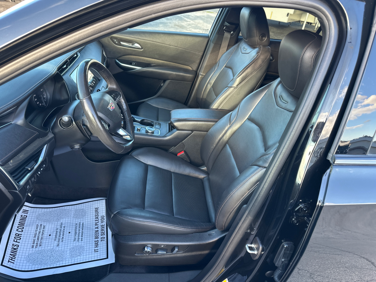 Cadillac XT4 Sport AWD 2023