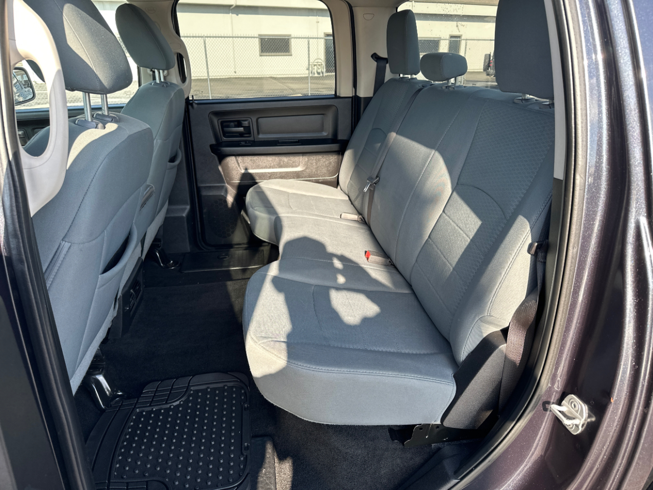 RAM 1500 Tradesman Crew Cab SWB 4WD 2013