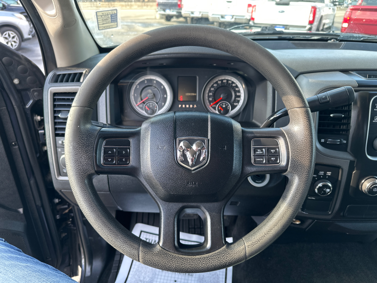 RAM 1500 Tradesman Crew Cab SWB 4WD 2013