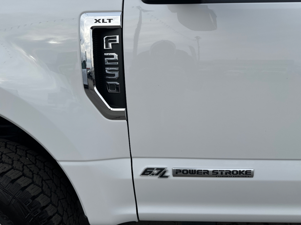 Ford F-250 SD XLT Crew Cab 4WD 2022