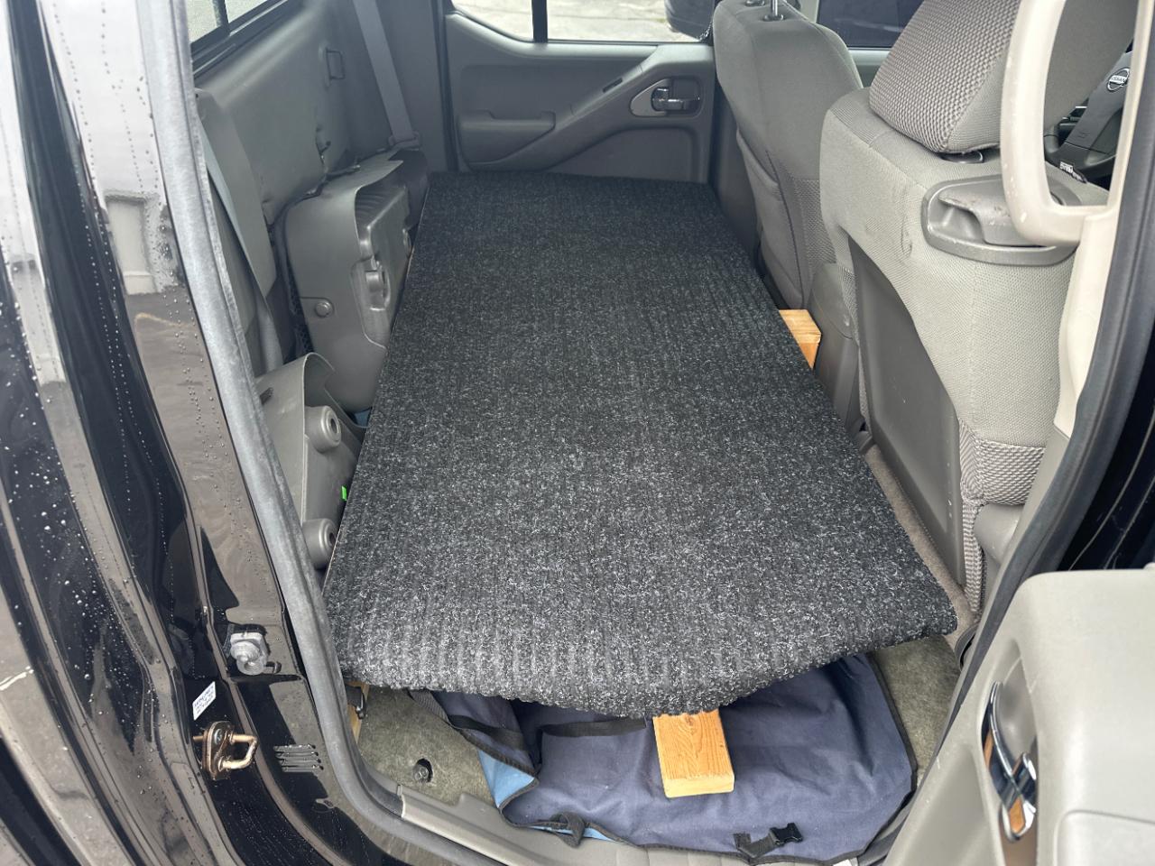 Nissan Frontier SL Crew Cab 2WD 2014