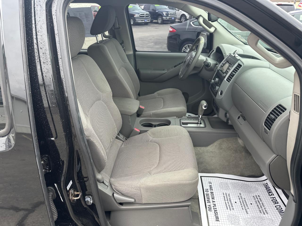 Nissan Frontier SL Crew Cab 2WD 2014