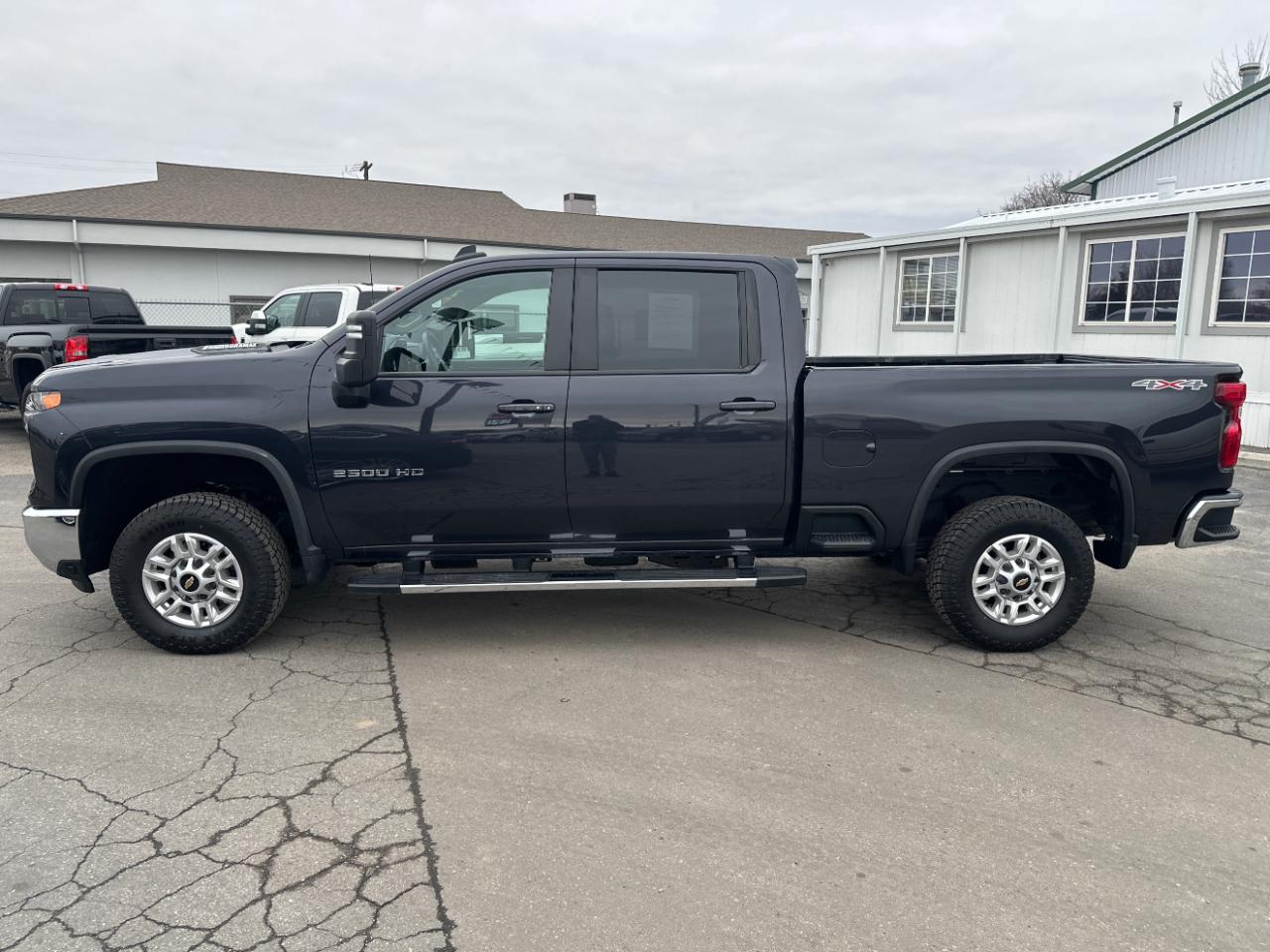 Chevrolet Silverado 2500HD LT Crew Cab Long Box 4WD 2024