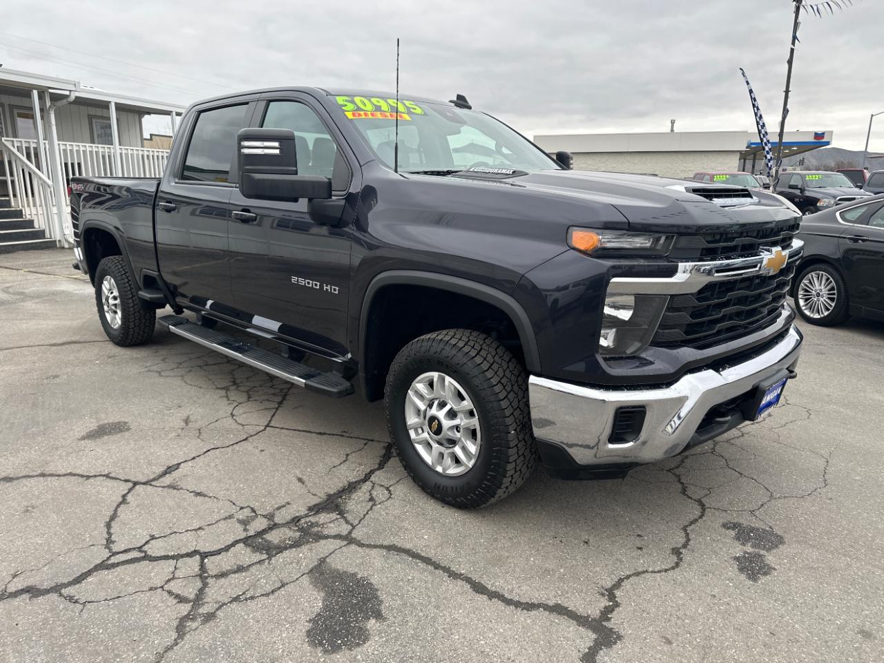 Chevrolet Silverado 2500HD LT Crew Cab Long Box 4WD 2024