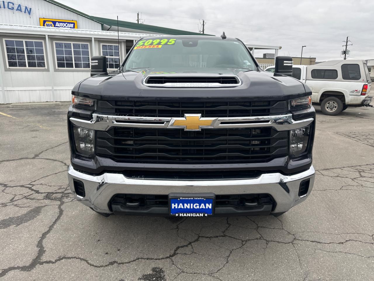 Chevrolet Silverado 2500HD LT Crew Cab Long Box 4WD 2024