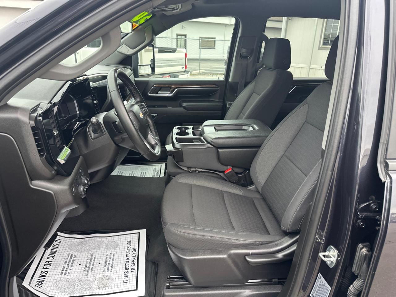 Chevrolet Silverado 2500HD LT Crew Cab Long Box 4WD 2024