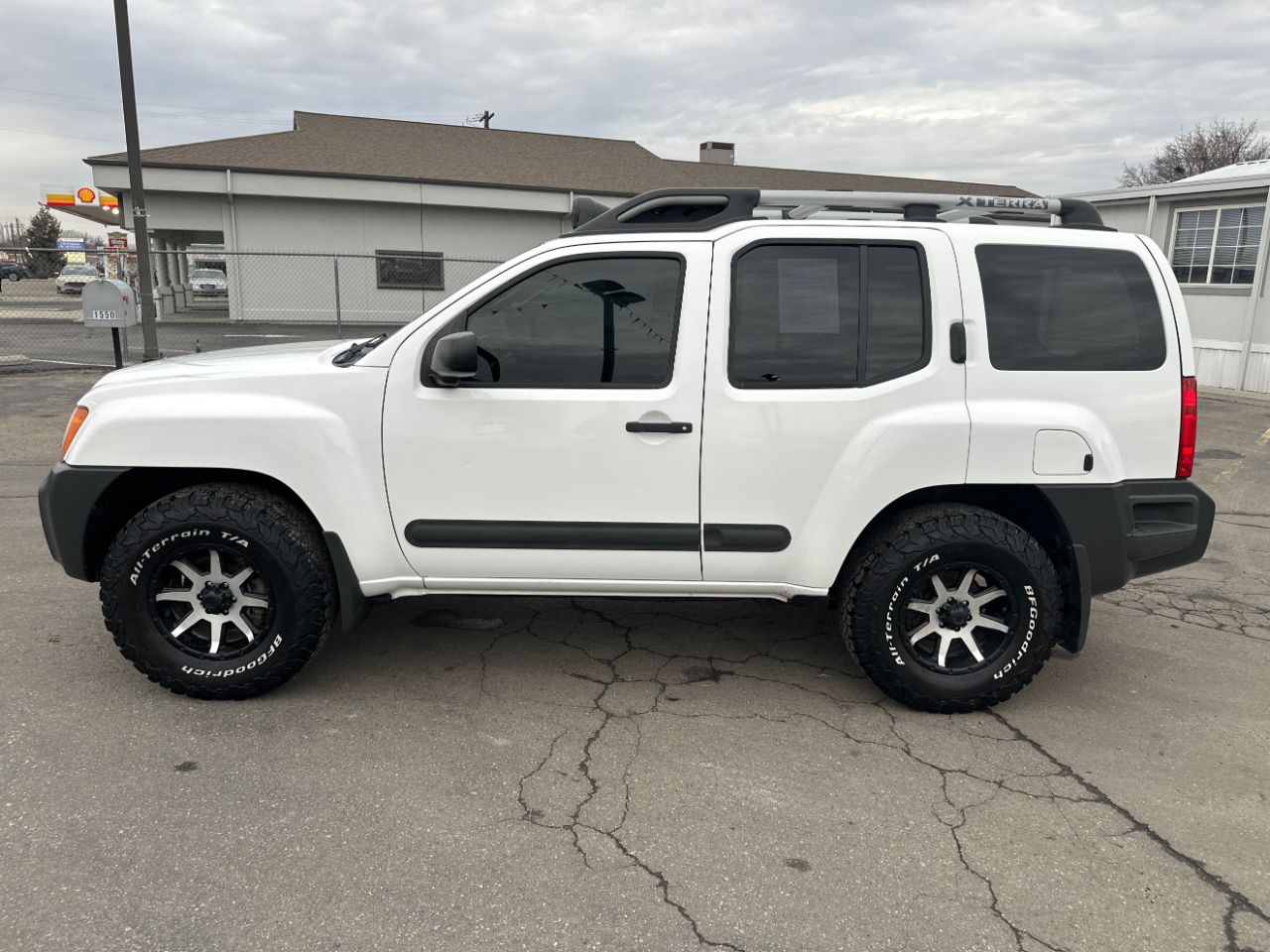 Nissan Xterra X 4WD 2012