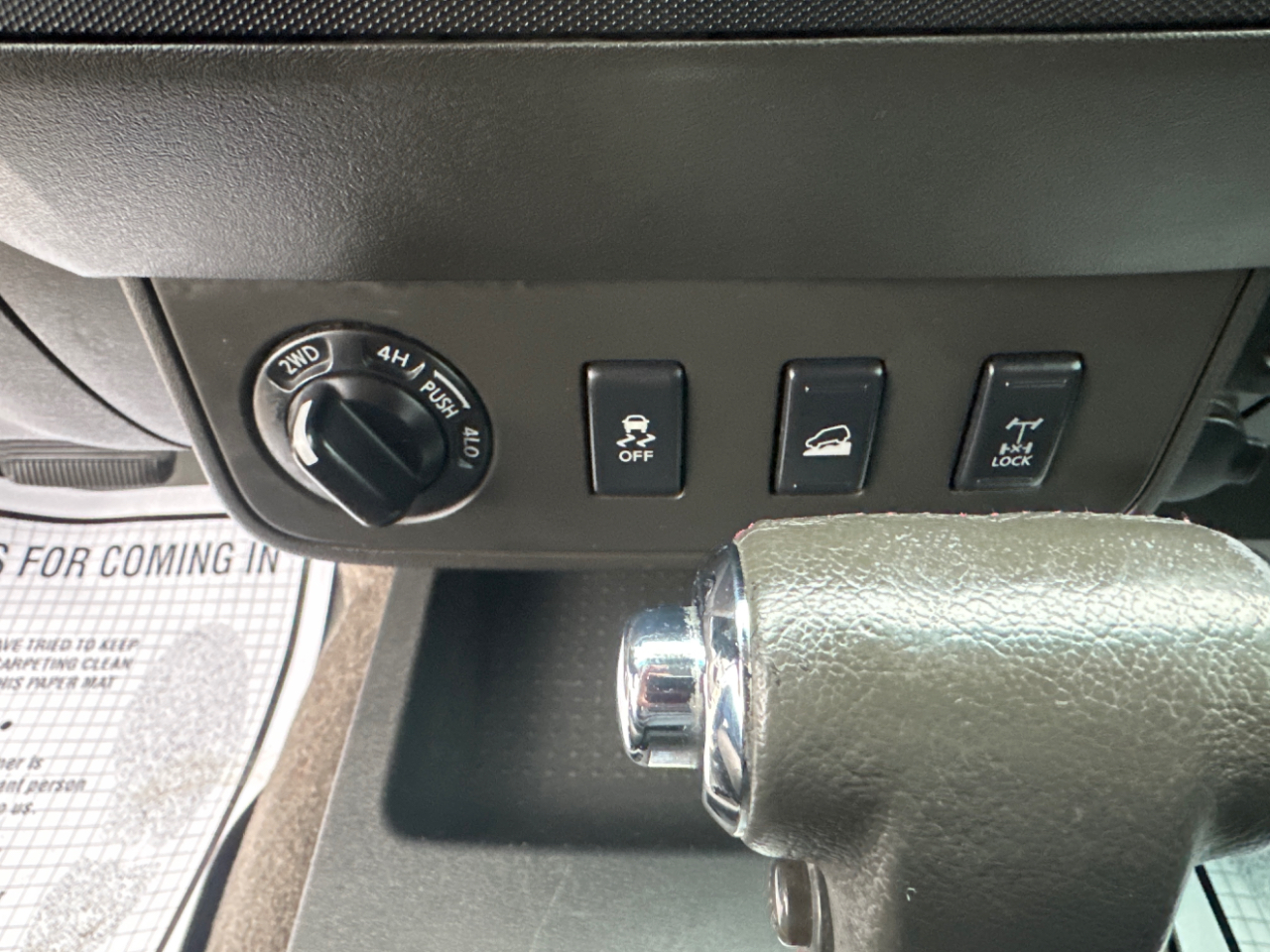 Nissan Xterra X 4WD 2012