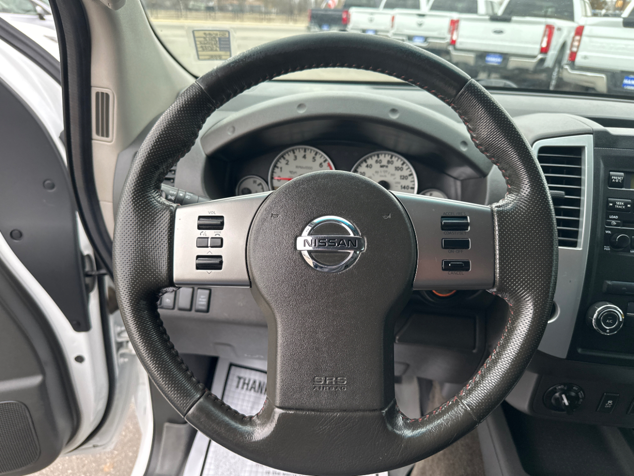 Nissan Xterra X 4WD 2012