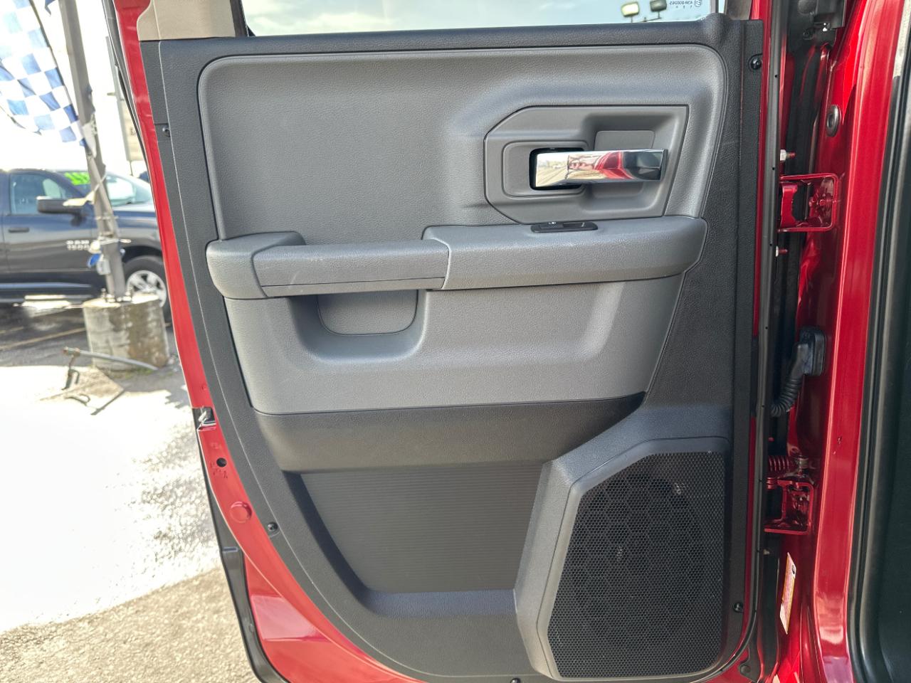 RAM 1500 SLT Quad Cab 4WD 2014