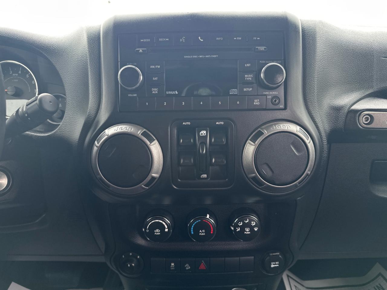 Jeep Wrangler Unlimited Sport 4WD 2016