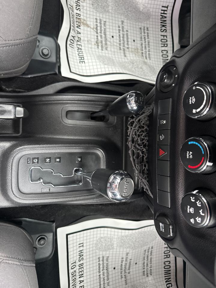 Jeep Wrangler Unlimited Sport 4WD 2016