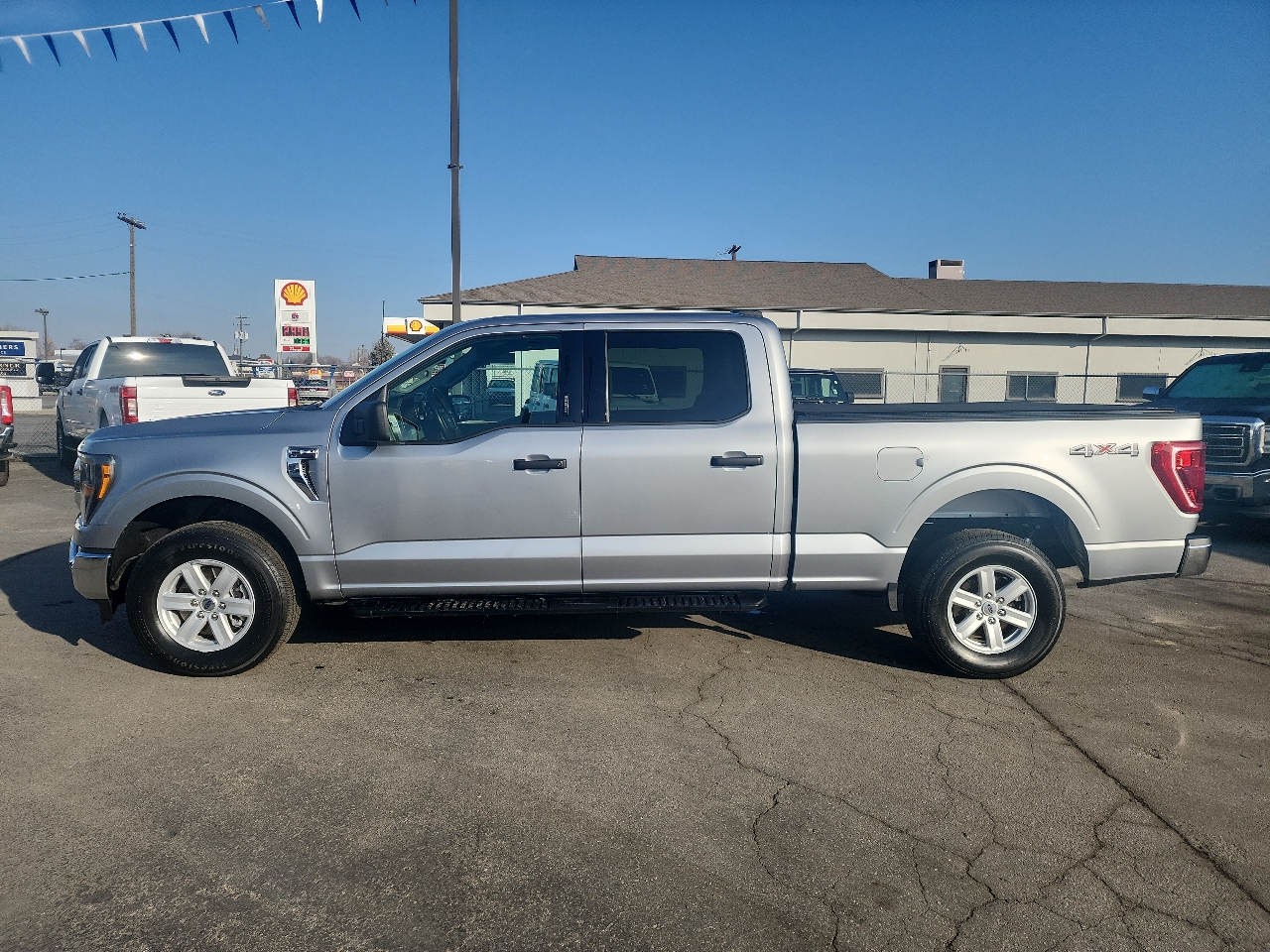 Ford F-150 XL SuperCrew 6.5-ft. Bed 4WD 2023