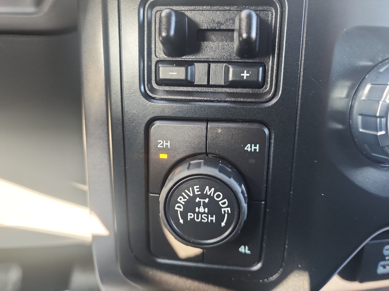 Ford F-150 XL SuperCrew 6.5-ft. Bed 4WD 2023