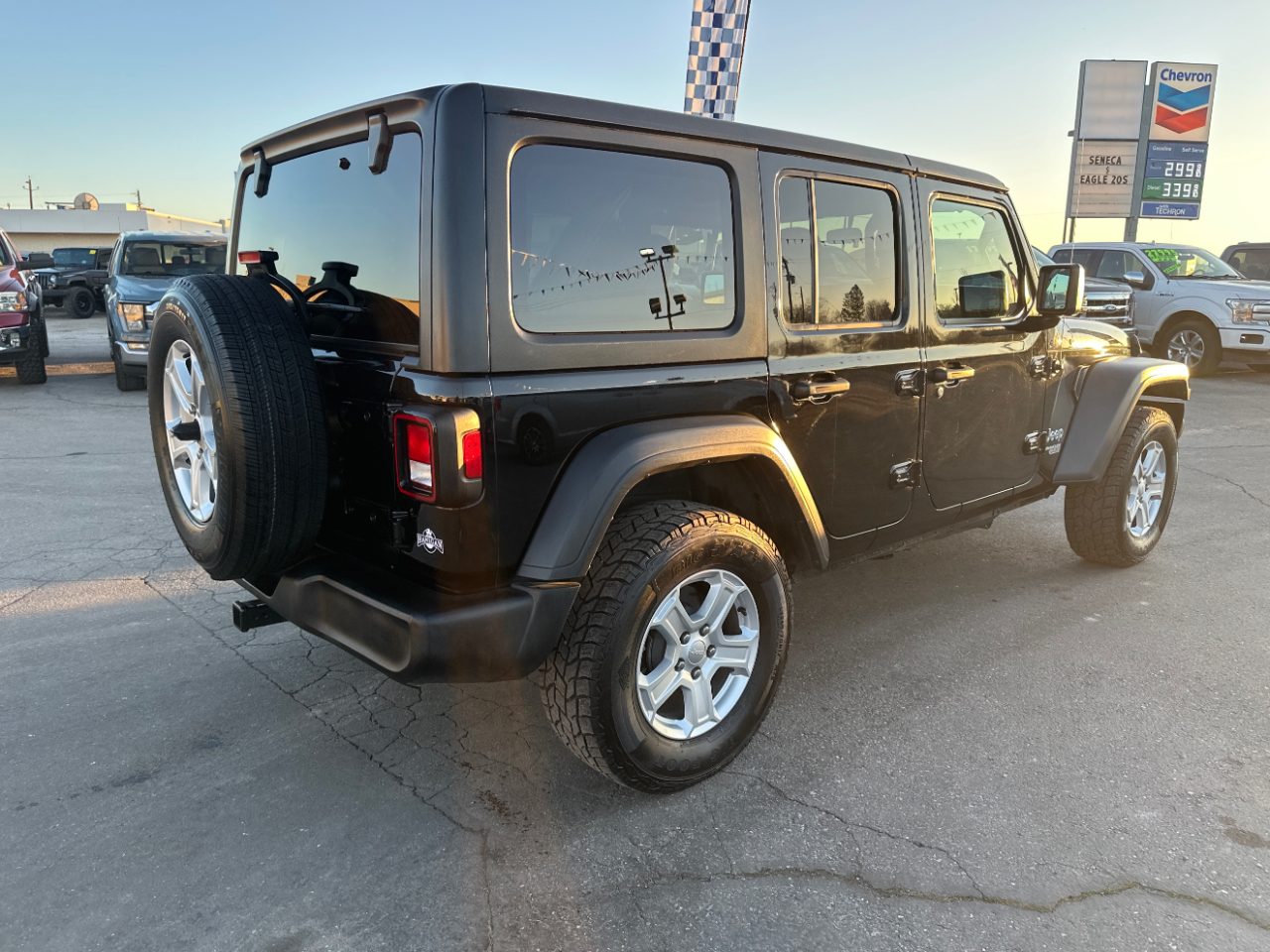 Jeep Wrangler Unlimited Sport 2019