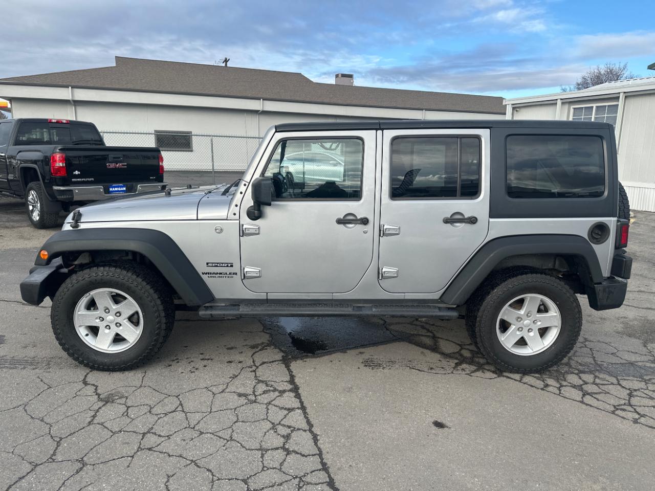 Jeep Wrangler Unlimited Sport 4WD 2014