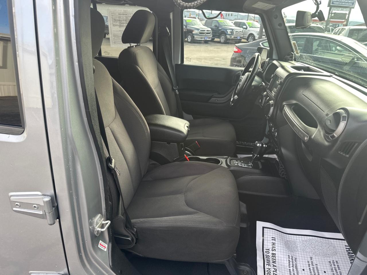 Jeep Wrangler Unlimited Sport 4WD 2014