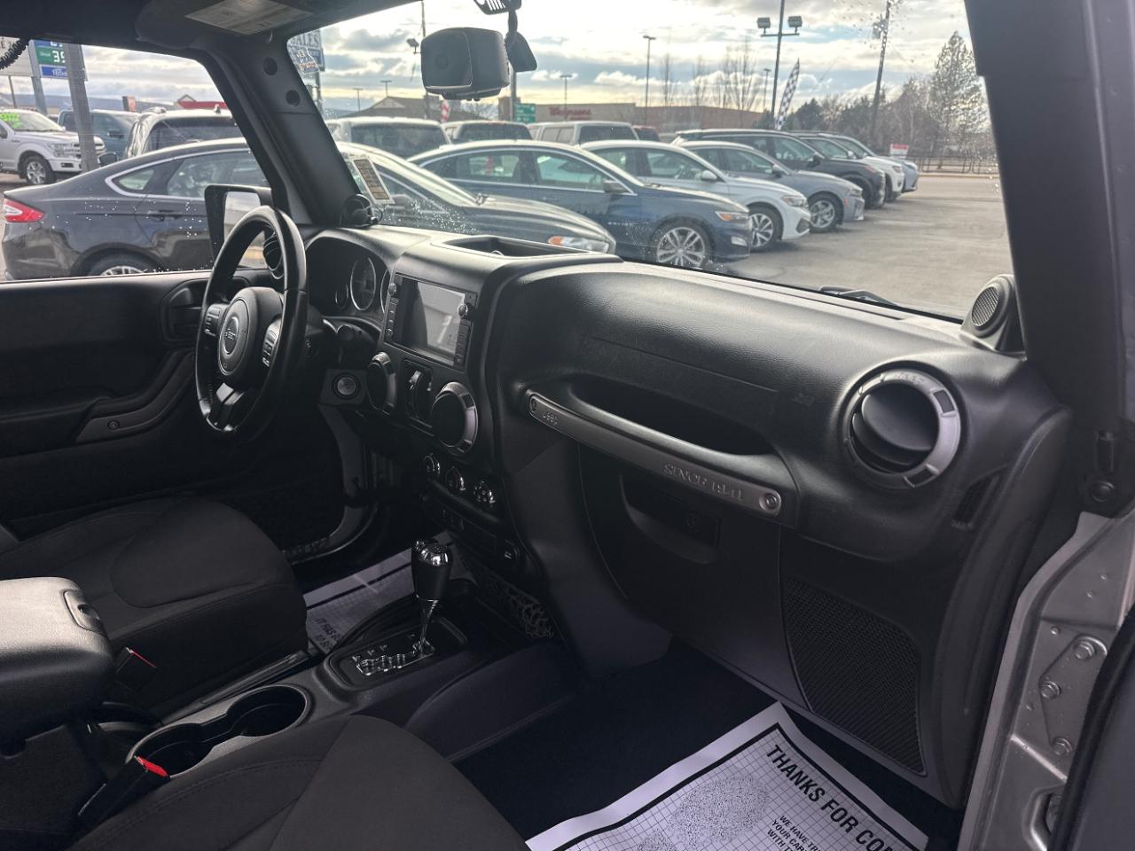 Jeep Wrangler Unlimited Sport 4WD 2014