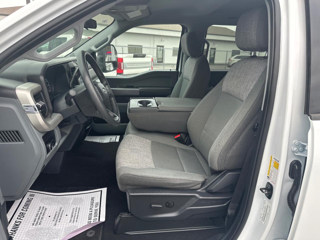 Ford F-250 SD XL Crew Cab 4WD 2024