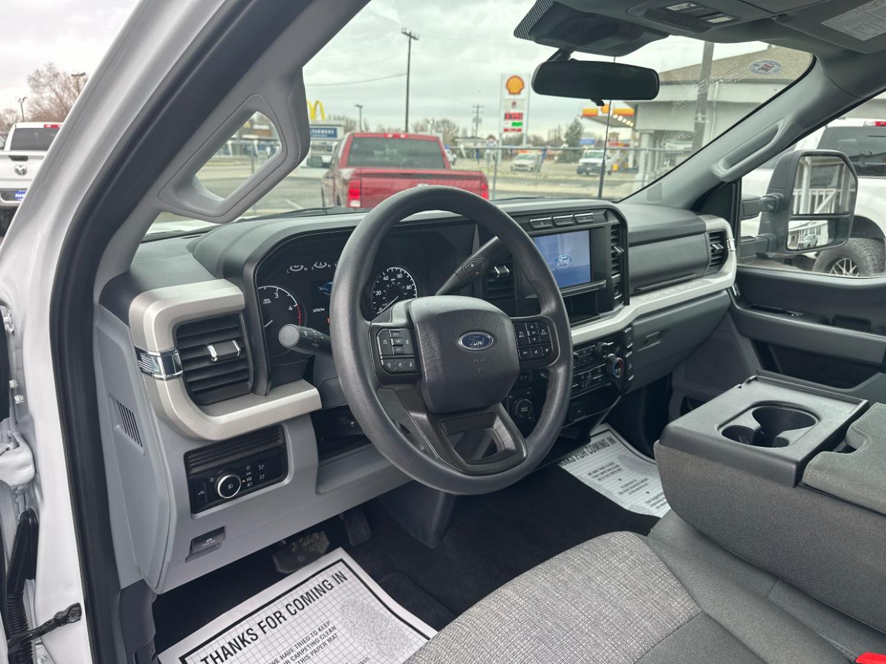 Ford F-250 SD XL Crew Cab 4WD 2024