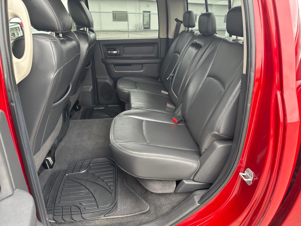 Dodge 1500 ST Crew Cab 4WD 2010