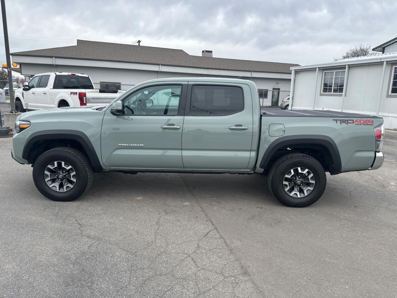 Toyota Tacoma SR5 Double Cab Long Bed V6 6AT 4WD 2023