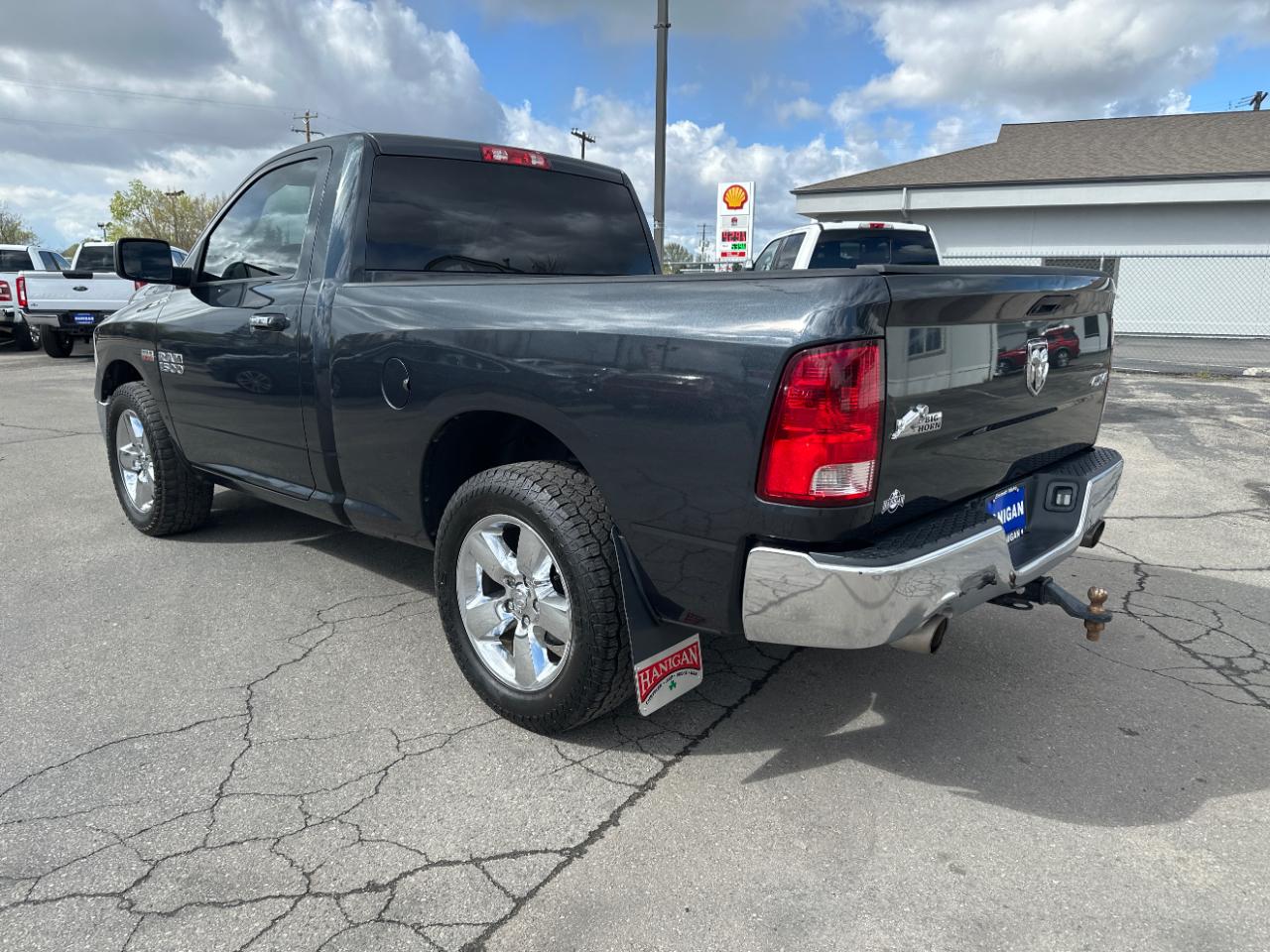 RAM 1500 4WD Reg Cab 120.5" Big Horn 2014