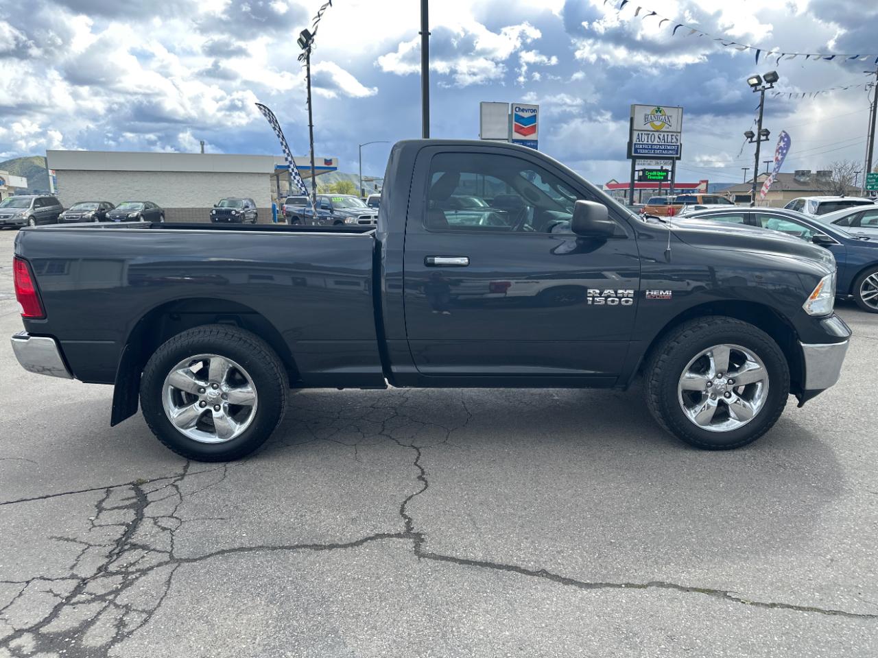 RAM 1500 4WD Reg Cab 120.5" Big Horn 2014